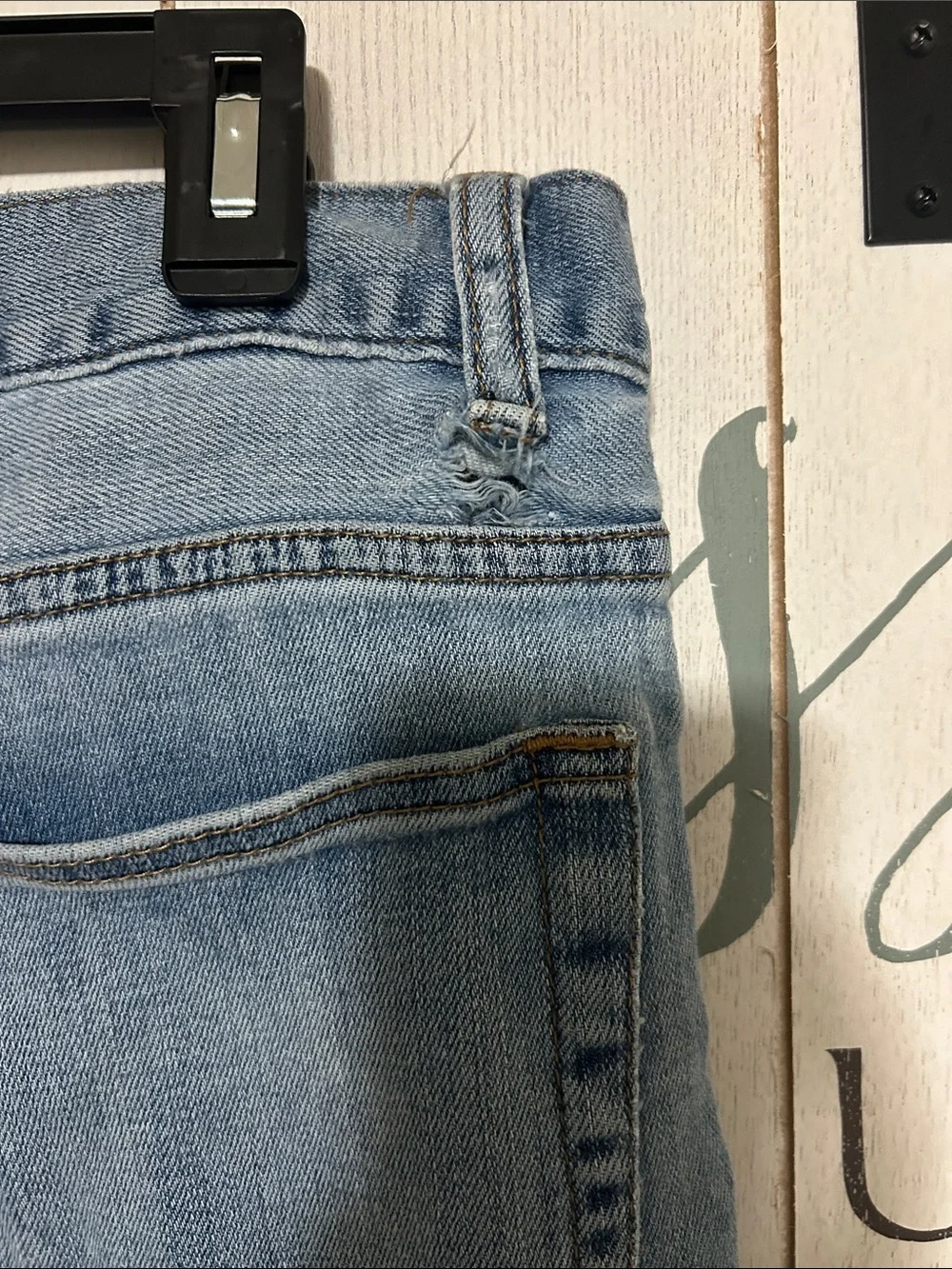 J Crew mercantile flex straight leg Men's Lightwash Jeans, size 32/30